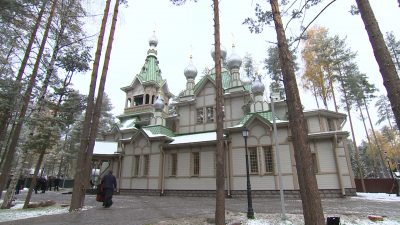 Патриарх Кирилл освятил Храм Сошествия Святого Духа на апостолов в поселке Комарово