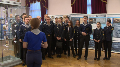 «Мальчики с бантиками»: в Музее политической истории открылась выставка об истории школы юнг ВМФ