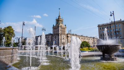 Водоканал объяснил, почему нельзя купаться в фонтанах Петербурга