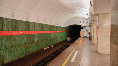 Движение на «красной» ветке метро Петербурга восстановлено