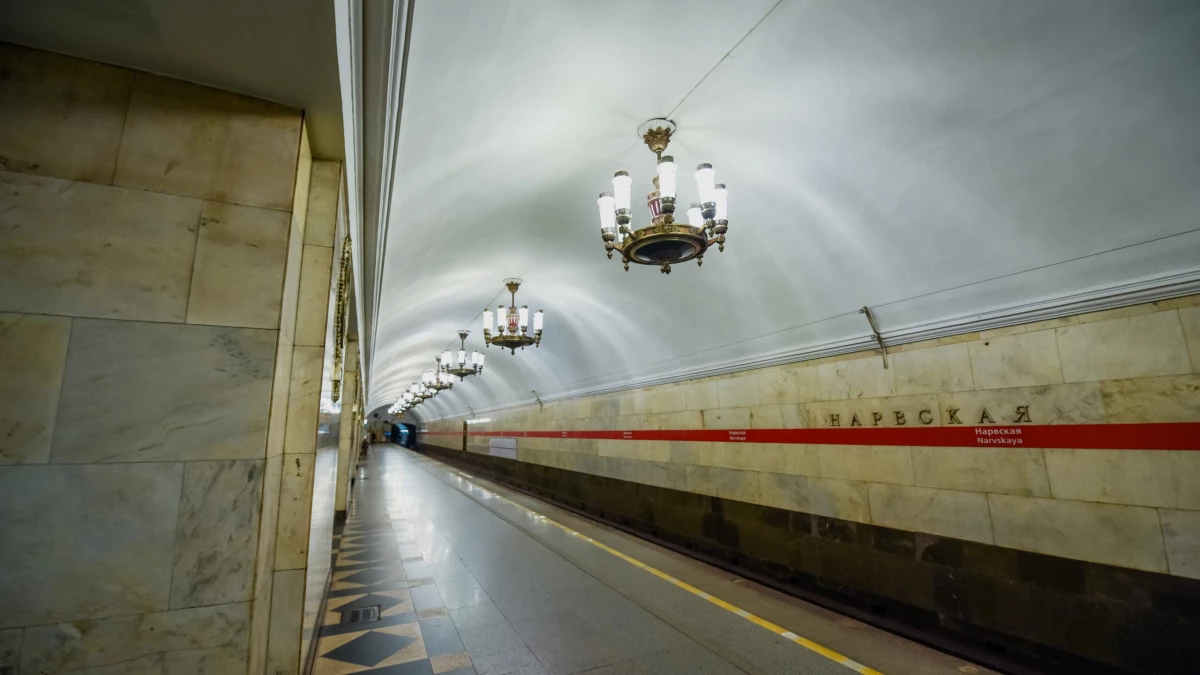 Человек упал на пути на «красной» ветке петербургского метро - tvspb.ru