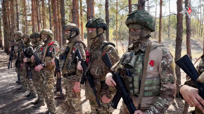 Боевые награды в День спецназа
