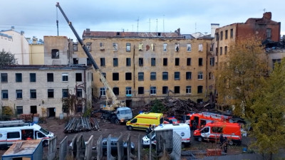 Прокуратура проверит подрядчика из-за обрушения флигеля Дома Устинова