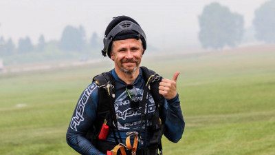 Петербуржец Дмитрий Беляев погиб в Чечне во время финала Кубка России по парашютному спорту