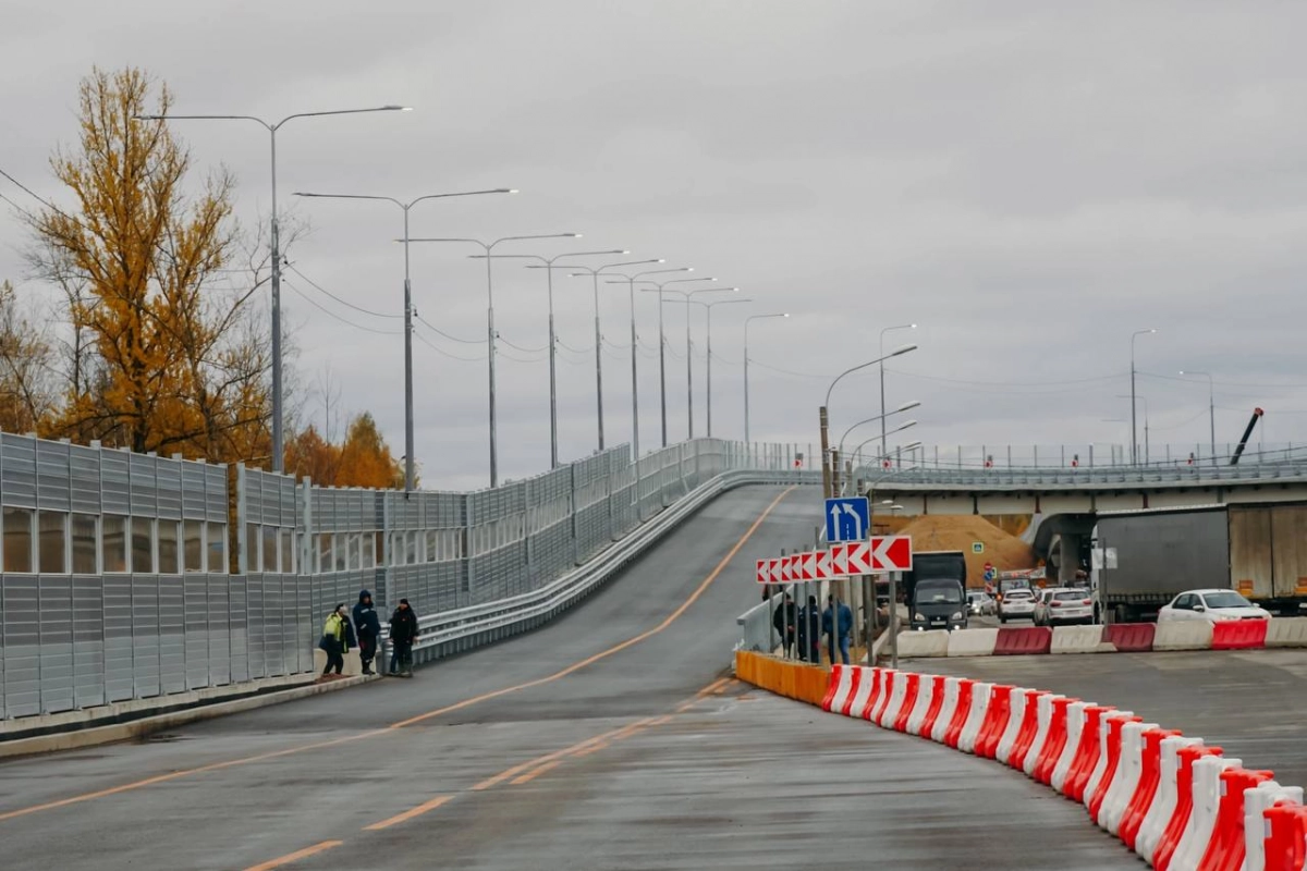 Александр Беглов рассказал про первый технологический этап реконструкции Петрозаводского шоссе - tvspb.ru