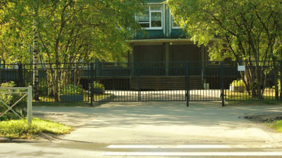 Школе № 404 присвоят имя Максима Смирнова — погибшего участника СВО, кавалера ордена Мужества