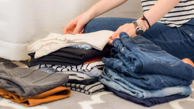 Роскачество: Как хранить летний гардероб