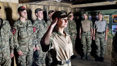 Артистам фронта вручили награды за военно-полевые концерты в зоне СВО