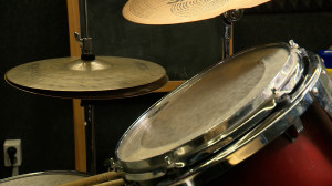 Самые мозговитые: почему стоит научиться играть на барабанах в любом возрасте