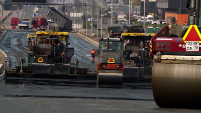 Александр Беглов поздравил работников дорожного хозяйства с профессиональным праздником