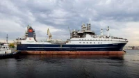 Петербургские корабелы приступили к доковым работам на морозильном траулере «Капитан Мартынов»