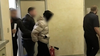 Полиция задержала подростков, которые напали на петербуржца в Московском районе