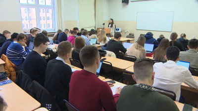 Александр Беглов и Александр Бельский поздравили преподавателей высшей школы с профессиональным праздником