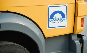 «Водоканал» локализовал вытекание холодной воды на Сиреневом бульваре