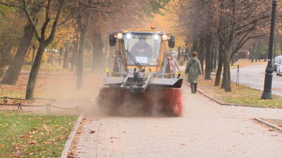 В Петербурге помыли более 2500 остановок транспорта в рамках Месячника благоустройства