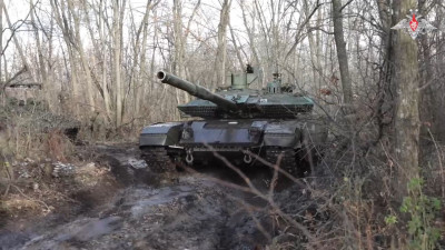 Танкисты Центрального военного округа разгромили позиции врага на Краснолиманском направлении