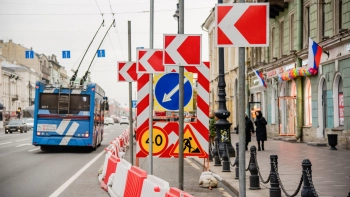 В пяти районах Петербурга с 27, 28 и 29 апреля введут ограничения движения