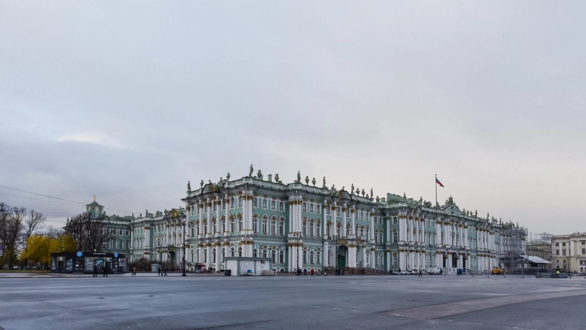 Эрмитаж заявил, что нуждается в клининговой компании за 77 миллионов рублей - tvspb.ru