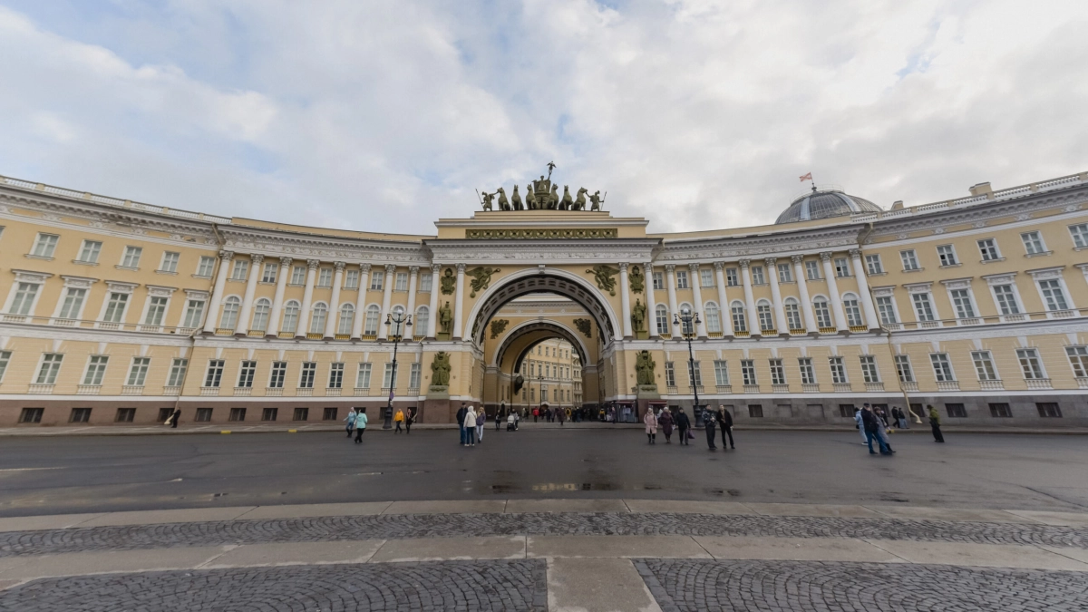 Александр Беглов: Всем владельцам «Единой карты петербуржца» открыт льготный доступ в Главный штаб Эрмитажа - tvspb.ru