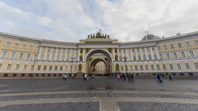 Александр Беглов: Всем владельцам «Единой карты петербуржца» открыт льготный доступ в Главный штаб Эрмитажа