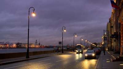 На Английской набережной натриевые фонари заменили на светодиодные