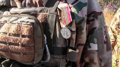 Военнослужащим Ивановского соединения ВДВ вручили госнаграды на передовой