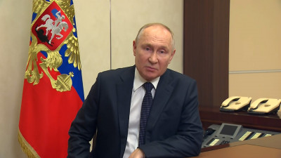 Владимир Путин поздравил сотрудников органов внутренних дел с профессиональным праздником