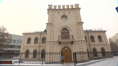 Александр Беглов оценил новый культурно-досуговый комплекс в Готическом доме