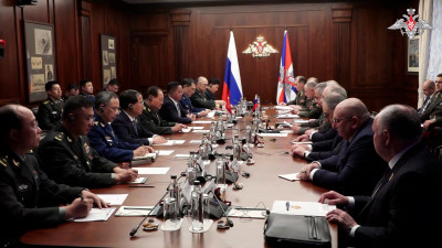 Сергей Шойгу провел переговоры с зампредседателя Центрального военного совета КНР Чжаном Юся