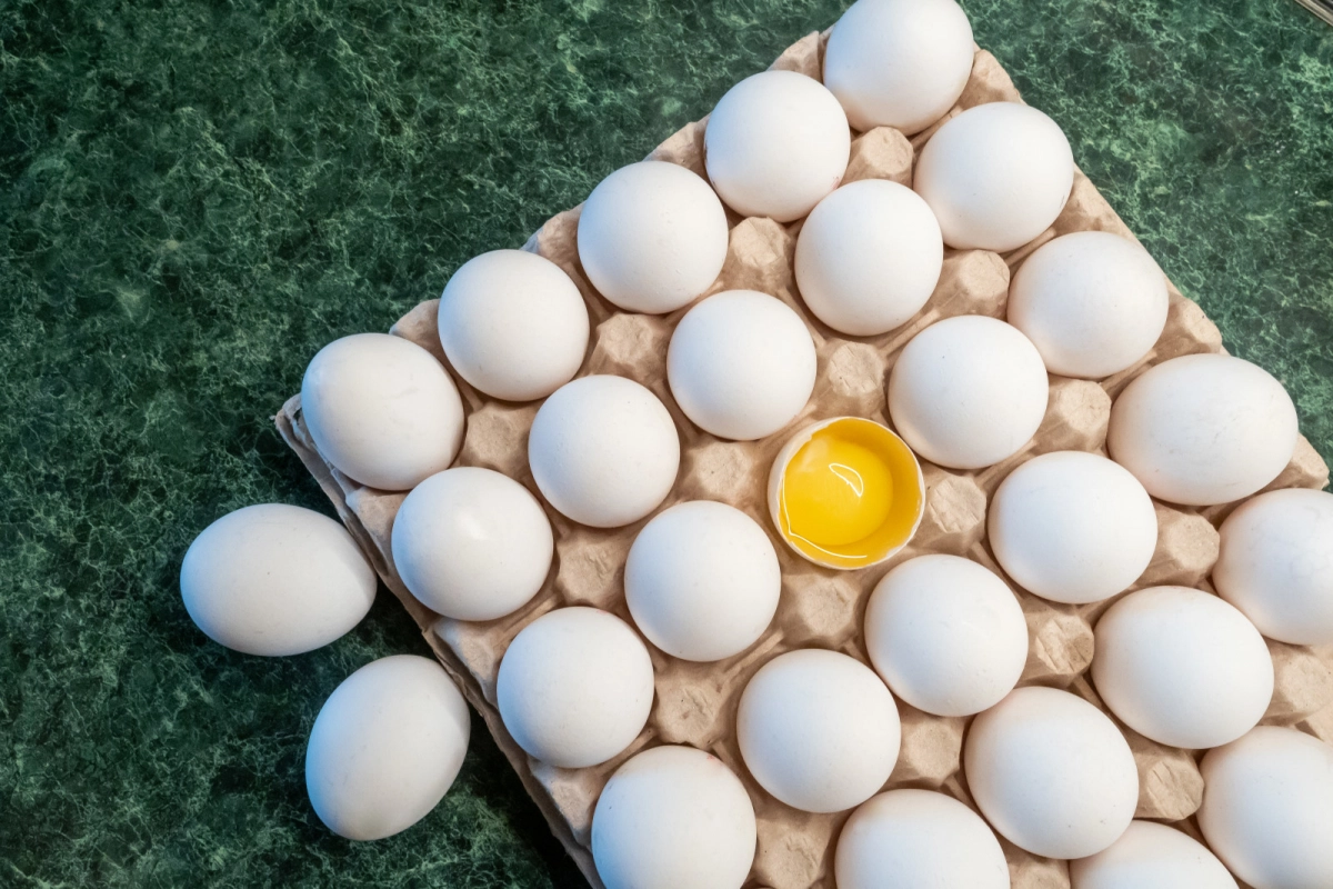 Экономист рассказал, продолжится ли падение цен на яйца - tvspb.ru
