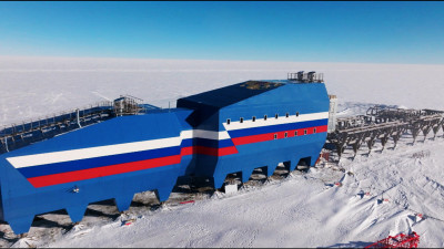 Петербуржцам показали ход строительства зимовочного пункта «Восток»