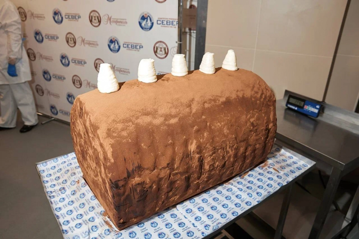 Гигантское пирожное «Картошка» весом 123 кг приготовили в Петербурге - tvspb.ru