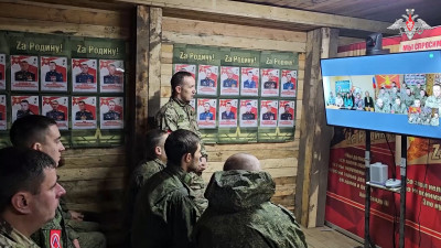 В зоне СВО организовали телемост для военнослужащих, проходящих заочное обучение в вузах России