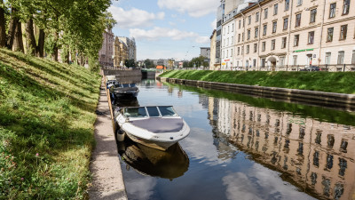 Петербургская компания запустит в мае шеринг катеров