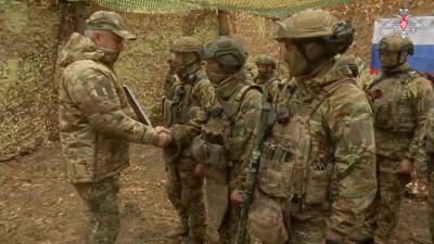 Бойцам РФ, уничтожившим танки  «Leopard 2», вручили денежные сертификаты