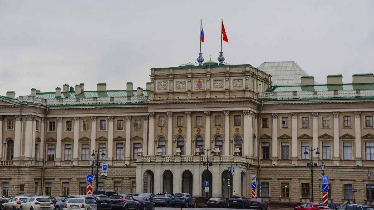 Депутаты ЗакСа Петербурга Александр Малькевич и Александр Шишлов решили досрочно сложить полномочия - tvspb.ru