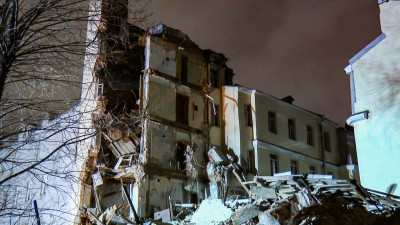 Петербург окажет помощь жильцам обрушившегося дома на Гороховой улице