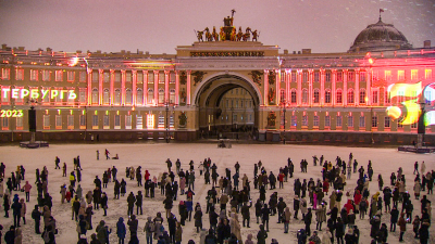 На Дворцовой площади прошло грандиозное 3D mapping шоу