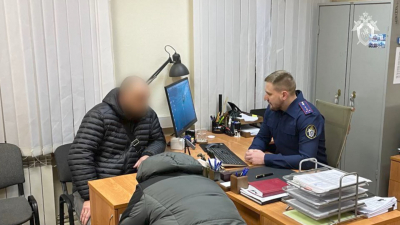 В Петербурге высокопоставленного полицейского арестовали за легализацию более 16 тысяч мигрантов