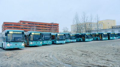 В прошлом году транспортом в Петербурге воспользовались более 1,7 млрд человек