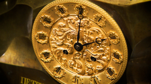 Часы «Медный всадник» на выставке «Часы и музыкальные механизмы из собрания Государственного Эрмитажа»