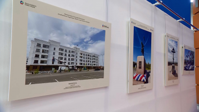 Глазами очевидца: в Петербурге открылась выставка фотографий новых регионов