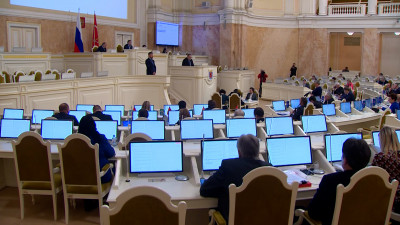 Депутаты Законодательного собрания обсудили генеральный план Петербурга и будущее ИИ