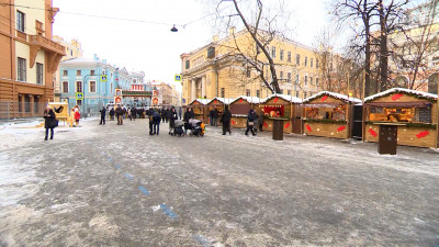 Большинство россиян высказались против сокращения новогодних каникул