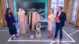 На смену революционной «Мадженте»: Peach Fuzz или «Персиковый пушок» назван цветом 2024 года