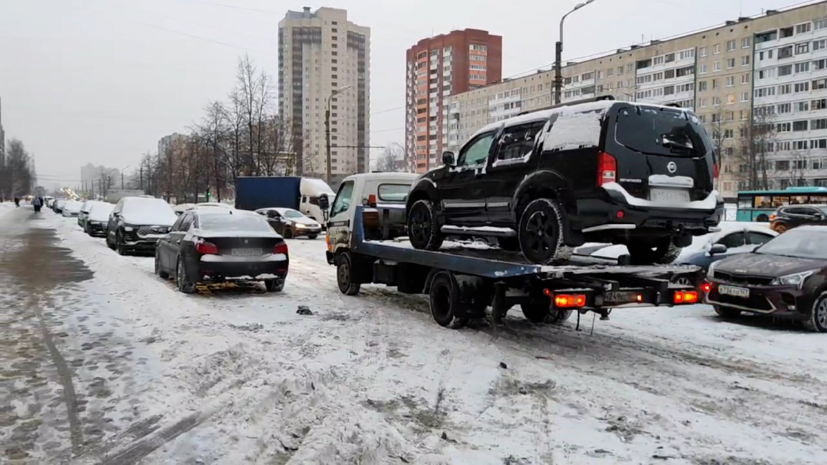 Петербуржец лишился машины из-за долгов - Лента новостей Санкт-Петербурга