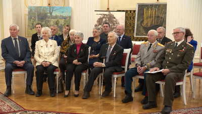 Героев России и Советского Союза чествовали в Мариинском дворце