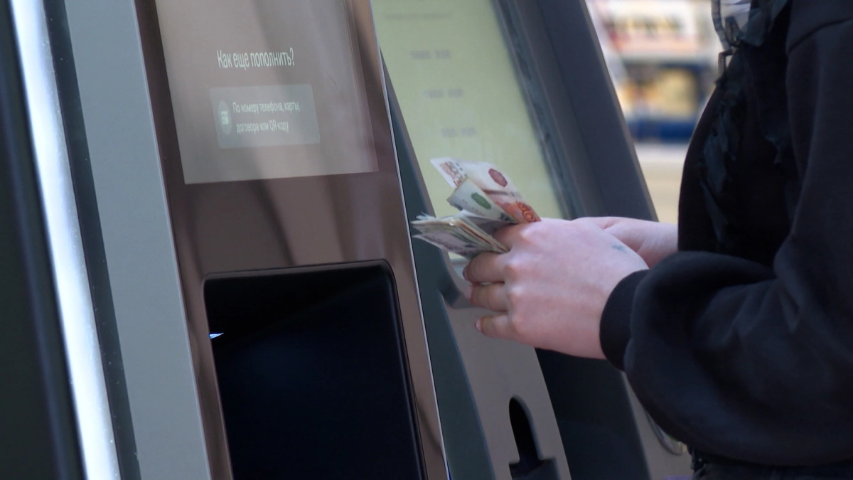 В Кудрово задержали мужчину, пытавшегося похитить более 4 млн рублей из банкомата - tvspb.ru