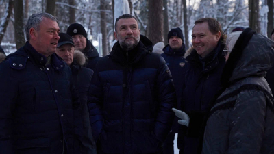 Евгений Разумишкин проверил качество зимней уборки в Курортном районе