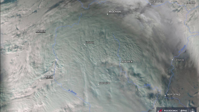 «Роскосмос» показал снимок циклона «Ваня», который несет снегопад в Центральную Россию